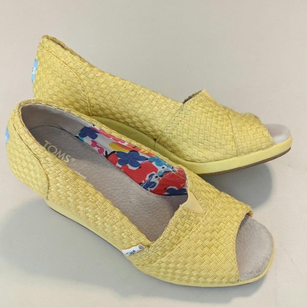 Toms Espadrilles Multiple Listing! - image 2